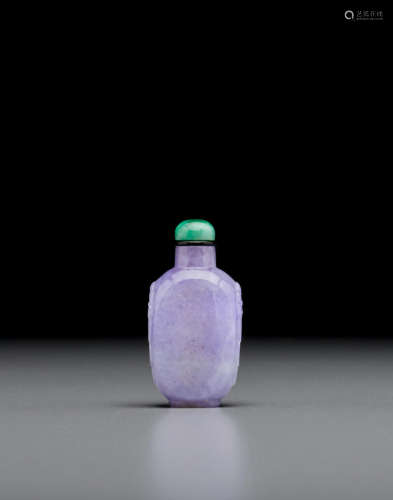 1850-1910 A small lavender jadeite snuff bottle