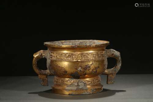 A gilt-bronze gui-type censer