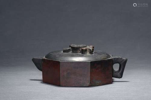 A Duanstone 'Plum' Octagonal Teapot-Formed Inkstone