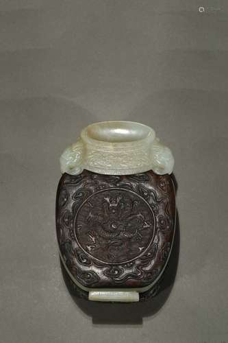 A white jade 'elephant' inkstone w/ agarwood