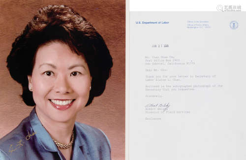 美国劳工部部长首位两度进入美国政府内阁的华裔女性赵小兰签名照