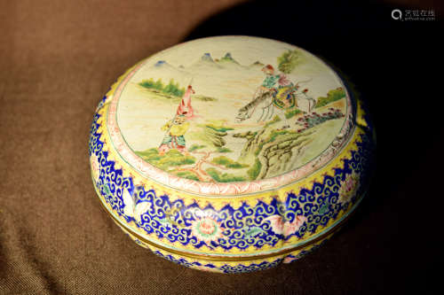 Chinese Enamle Box with Figural Scene