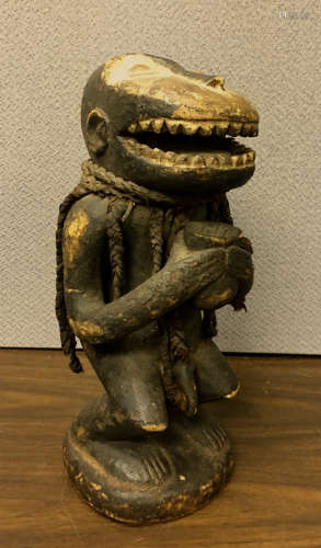 Antique Africa Tribe Wood Figurine