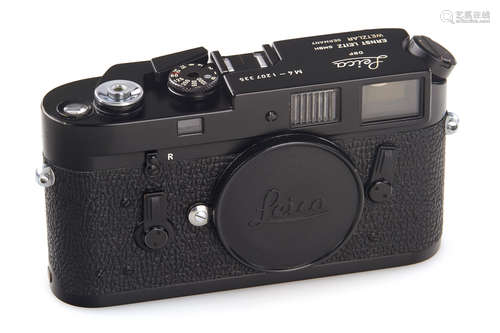 Leica M4 black paint