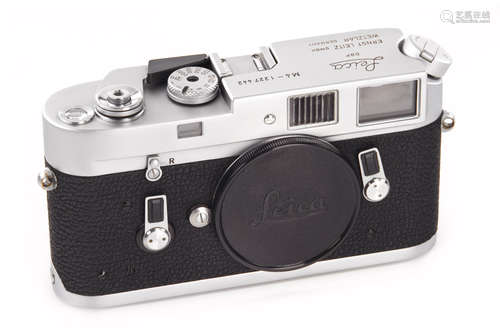 Leica M4 chrome