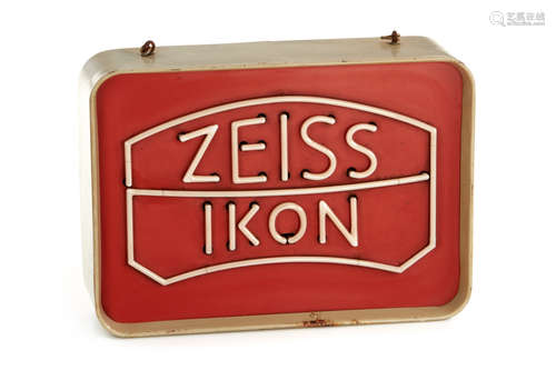 Zeiss Ikon Neon Display