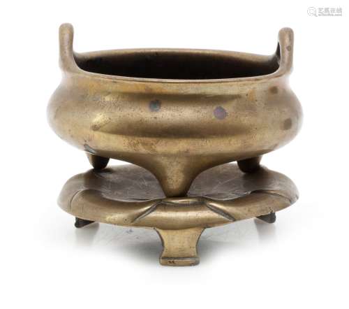 清代年铜制香炉（有出处，由印度支那的一名军队兽医于1934年带回法国）