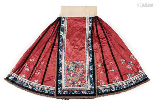 A HAN CHINESE WOMAN'S SILK SKIRT 'QUN', QING DYNASTY, SECOND HALF 19TH CENTURY