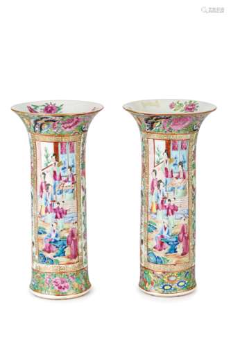 A PAIR OF TRUMPET CANTON PORCELAIN VASES, CHINA, LATE 19TH CENTURY