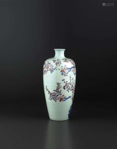 A VERY RARE AND IMPRESSIVE UNDERGLAZE-BLUE AND COPPER-RED MEIPING VASE, CHINA, QING DYNASTY, YONGZHENG PERIOD (1723-1735)