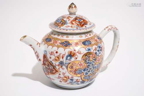 A Chinese Dutch decorated teapot and cover with floral design, Qianlong