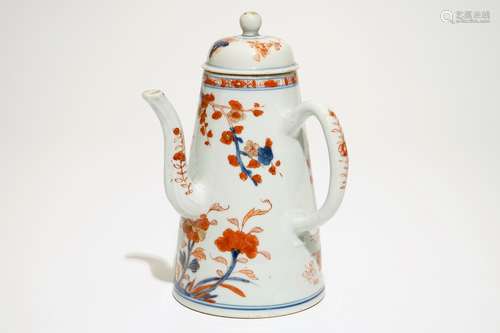 A Chinese Imari chocolate pot with floral design, Qianlong