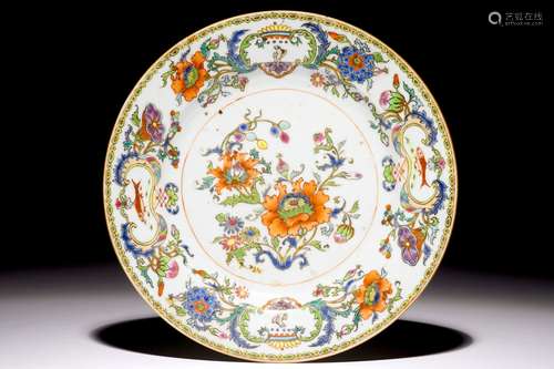 A Chinese export porcelain 'Pompadour' plate, ca. 1745