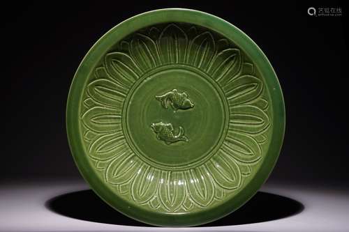 A large Chinese dark green celadon 'Twin fish' dish, 20th C.