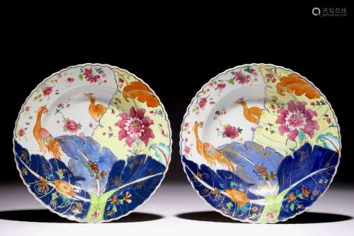 A pair of Chinese famille rose 'pseudo tobacco leaf' soup plates, Qianlong