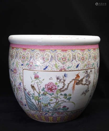 A Chinese Porcelain Water Pot