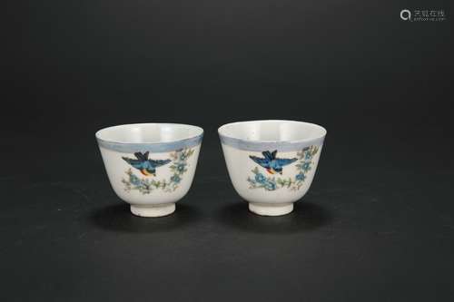 A Pair of Chinese Porcelain Cups