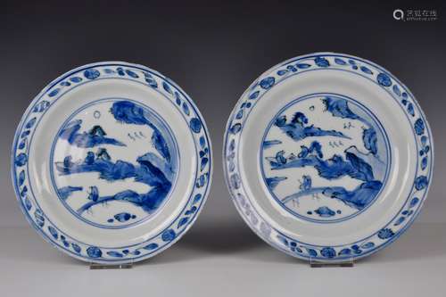 A pair of Chinese blue and white landscape plates, Ming, Jiajing/Wanli