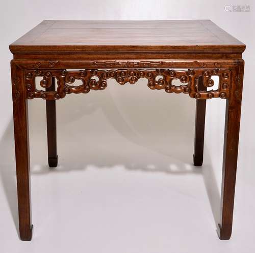 A Chinese carved hardwood table, 19/20th C.