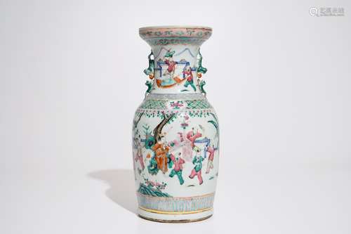 A Chinese famille rose vase with playing boys, 19th C.