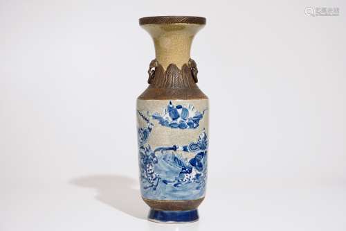 A Chinese Nanking blue and white on crackle ground vase, 19th C.