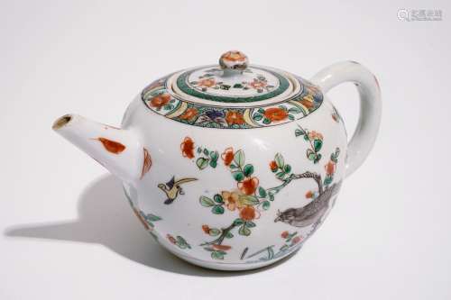 A Chinese bullet-shaped verte-imari teapot with a bird on a branch, Kangxi