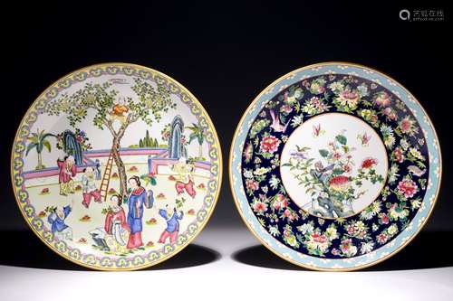 Two large Chinese famille rose dishes, 20th C.