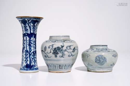 Two blue and white Chinese jarlets, Ming, and a Kangxi beaker vase