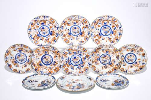 Eleven Chinese Imari-style plates, incl. a set of eight, a pair and one individual, Kangxi/Qianlong