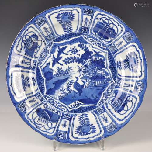 A Chinese blue and white kraak porcelain dish with ducks, Ming, Wanli