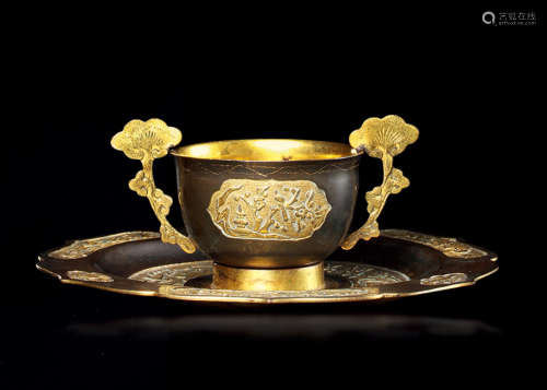 清中期 乌铜鎏金錾花灵芝耳杯及盏托