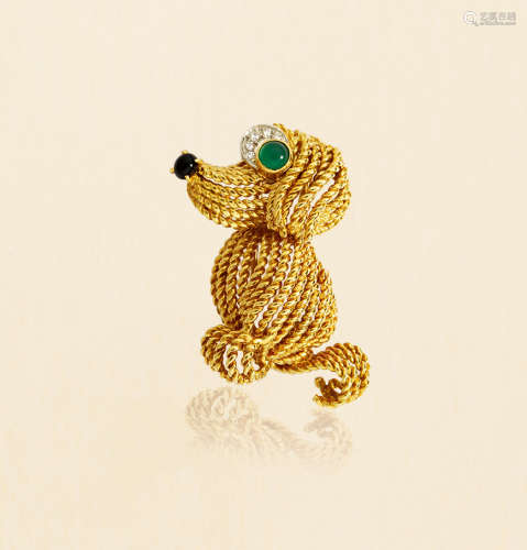 约1960年巴黎制 宝诗龙 Boucheron 18K黄金配祖母绿及钻石「小狗」古董胸针