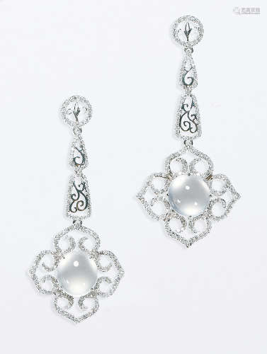 天然白色玻璃种翡翠「蛋面」配钻石「花形」耳环