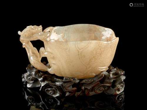 COUPE EN JADE, CHINE, DYNASTIE QING, XIXe SIÈCLE