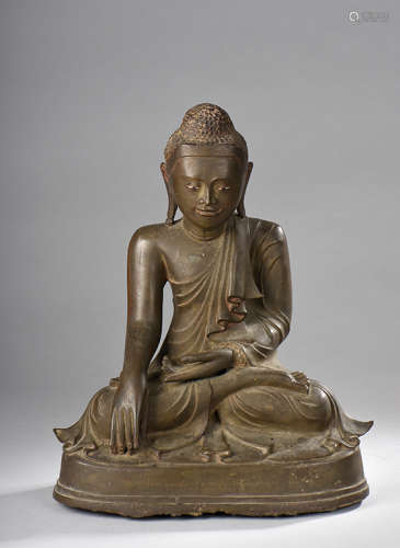 十八世纪缅甸铜佛坐像