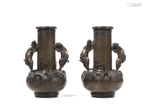 铜瓶一对， 日本，明治，十九世纪