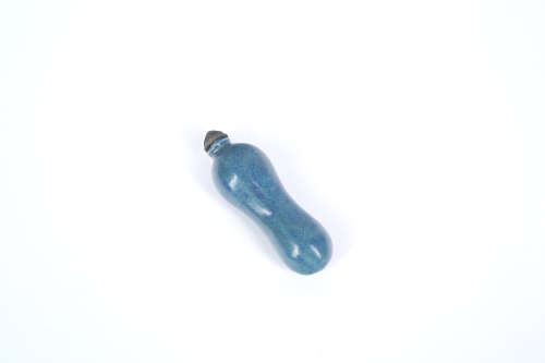 A Chinese Blue Glazed Porcelain Snuff Bottle