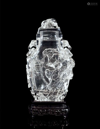 清乾隆 水晶高浮雕人物图灵芝耳瓶