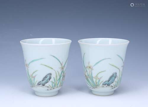 A Pair of Chinese Porcelain Cups