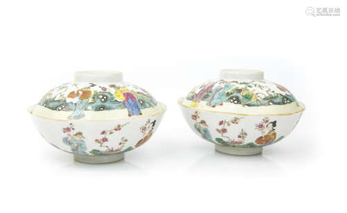 A Pair of Chinese Porcelain Cups with Covers