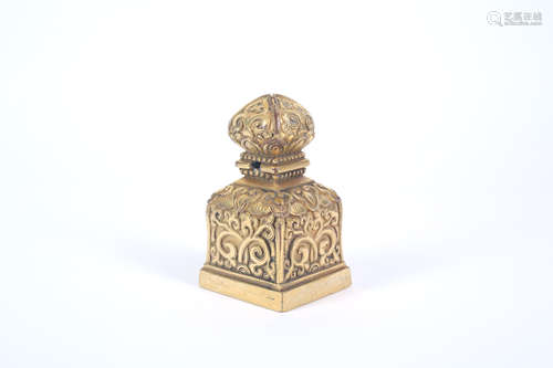 A Chinese Gilt Bronze Seal