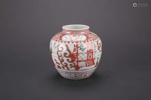 A Chinese Wucai Porcelain Vase