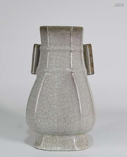 Chinese GE Ware Vase