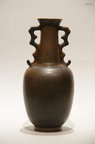 Chinese Tea Powder Glazed Porcelain Vase