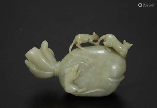 Chinese Carved Celadon Jade Bag w/ Mouses