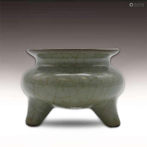 Chinese Guan-Type Ceramic Incense Burner