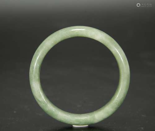 Chinese Jadeite Bangle