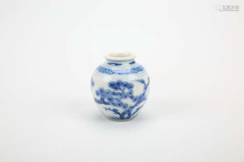 Chinese blue and white porcelain jar, Yongzheng mark.