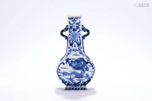 Chinese blue and white porcelain vase, Jiaqing mark.