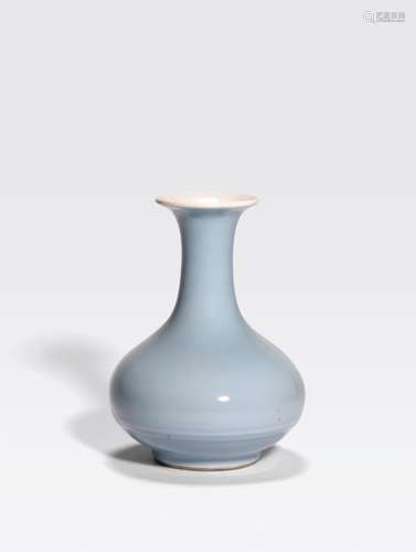 A SKY-BLUE GLAZED BOTTLE VASE18th century